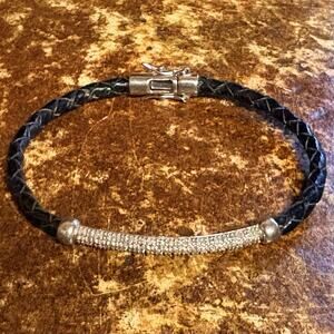 Unisex Bracelet Black Leather, Sterling Silver & Diamonds Safety Clasp 7.5 Inch